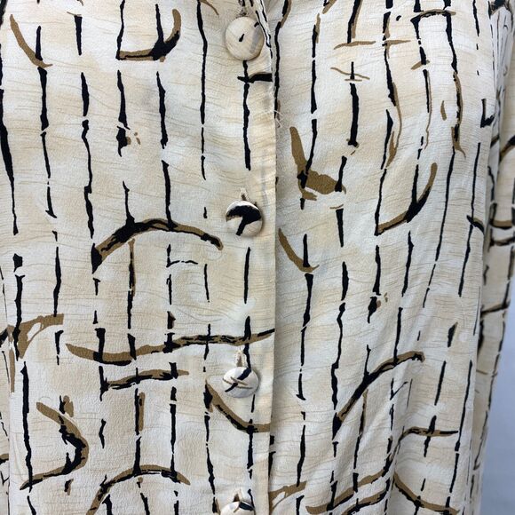 Tess Womans Silk Blouse Medium Button Front Long Sleeves Soft Art Print Career - Picture 5 of 12